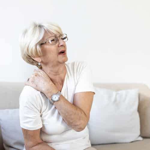 artrite reumatoide e dolori al collo